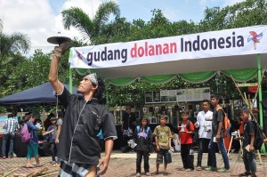 Lomba Gasing