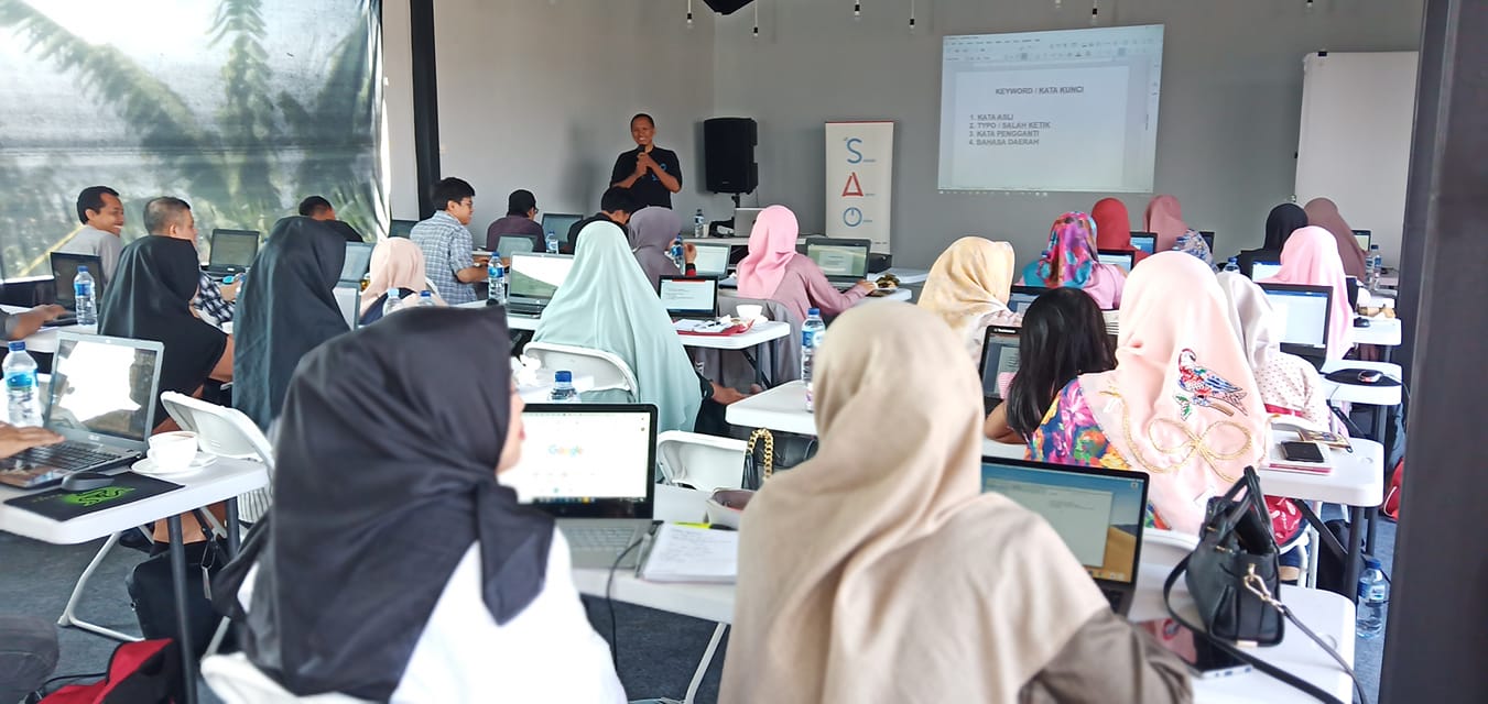 Muri Handayani Razha: Sosok di Balik Sekolah Bisnis Online dan Kisah Suksesnya