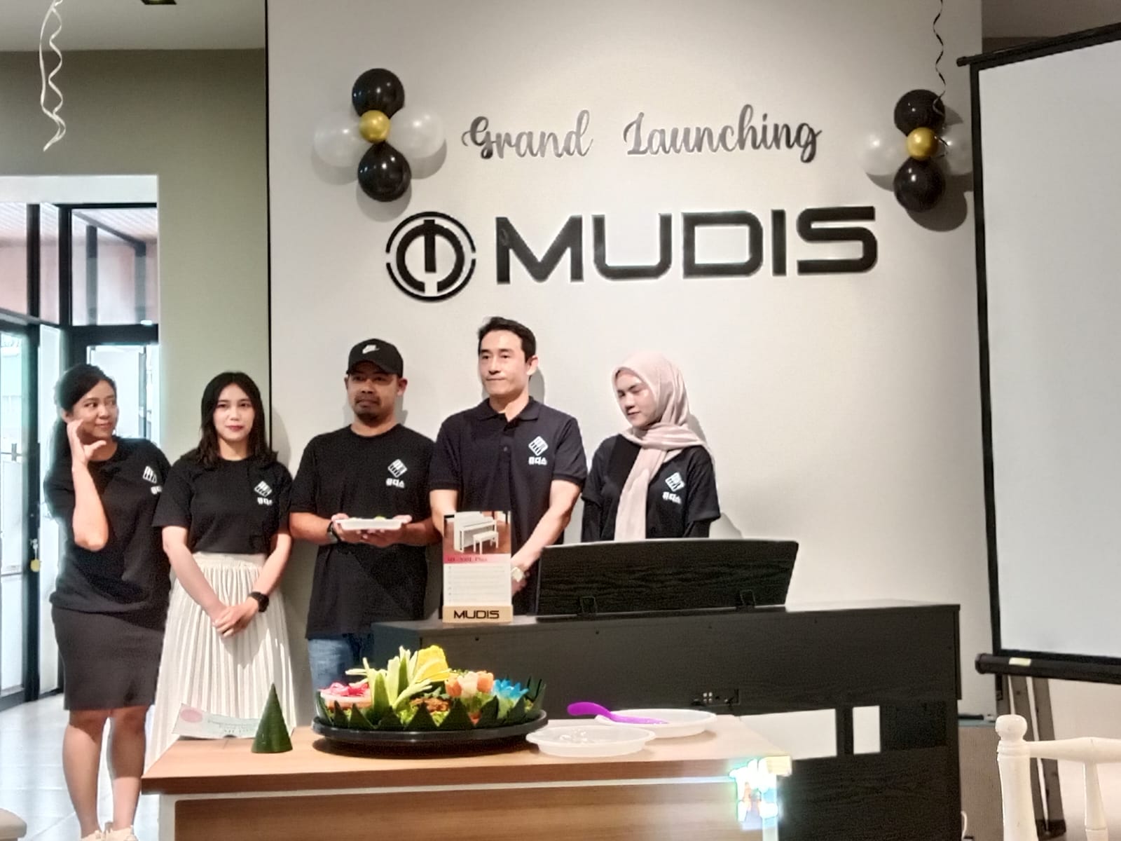 Mudis